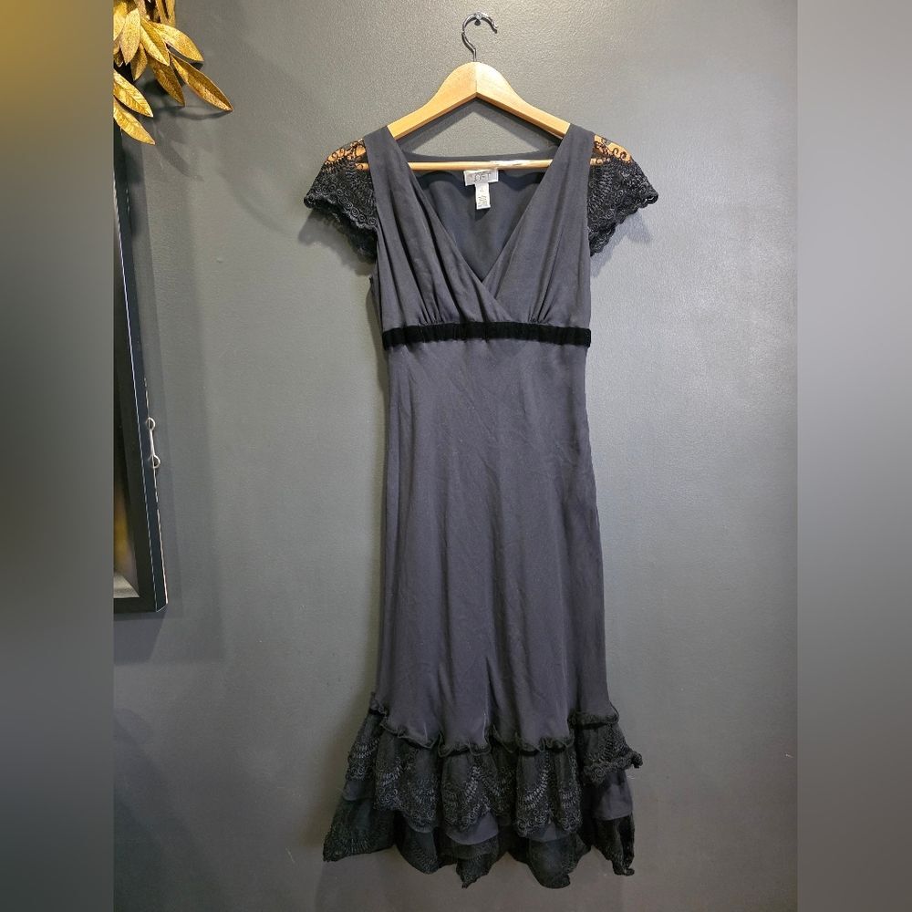 LOFT Silk Flounce Lace Ruffle Whimsigoth Dark Romance Coquette Black Dress Sz 0